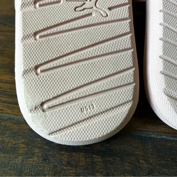 Puma Kids Slides - Picture 6 of 7